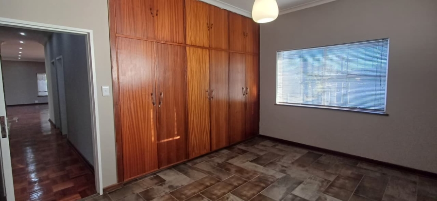 4 Bedroom Property for Sale in Bothasrus Eastern Cape